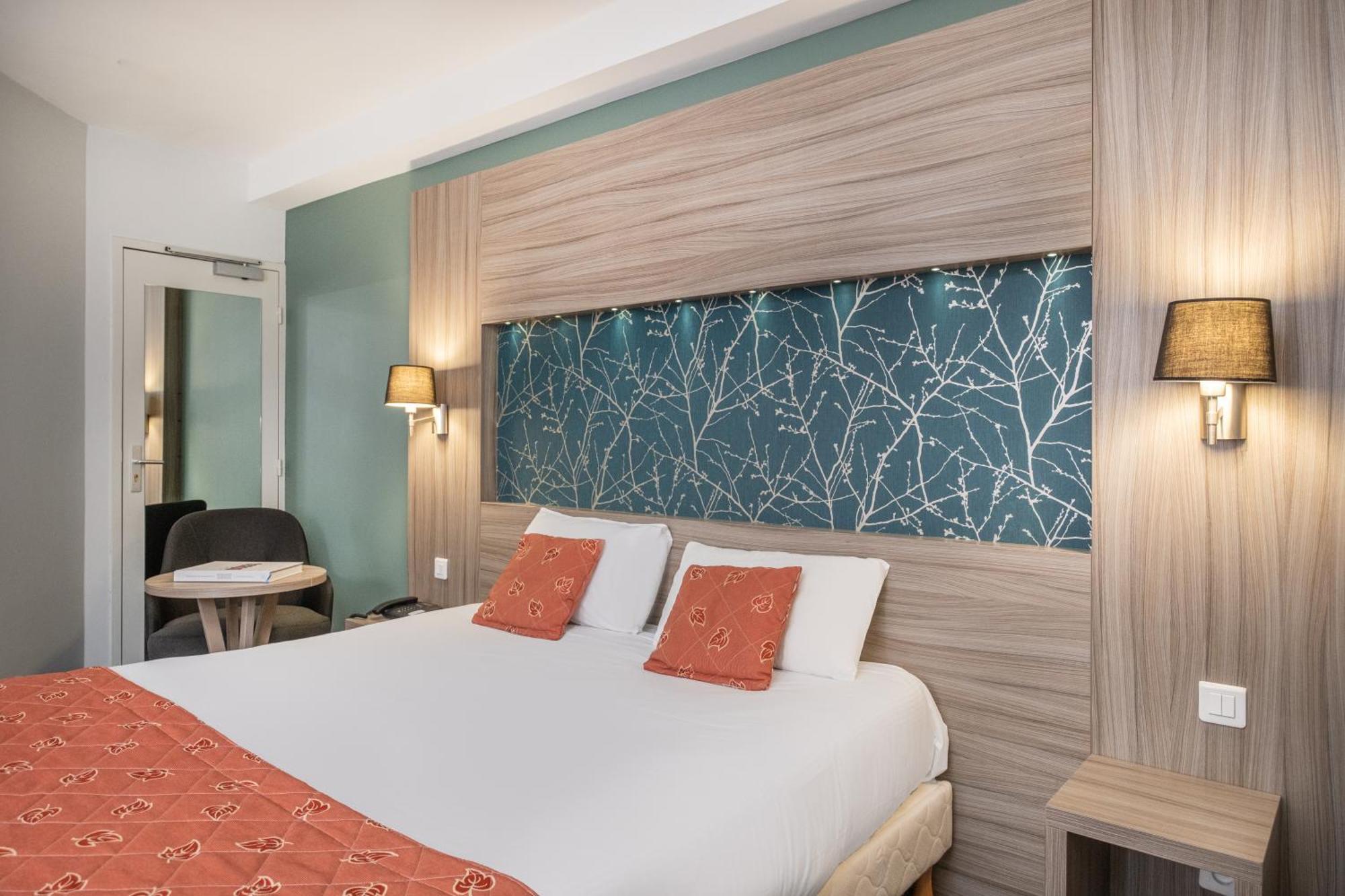 Charme Hotel, Montbeliard Sud Exteriér fotografie