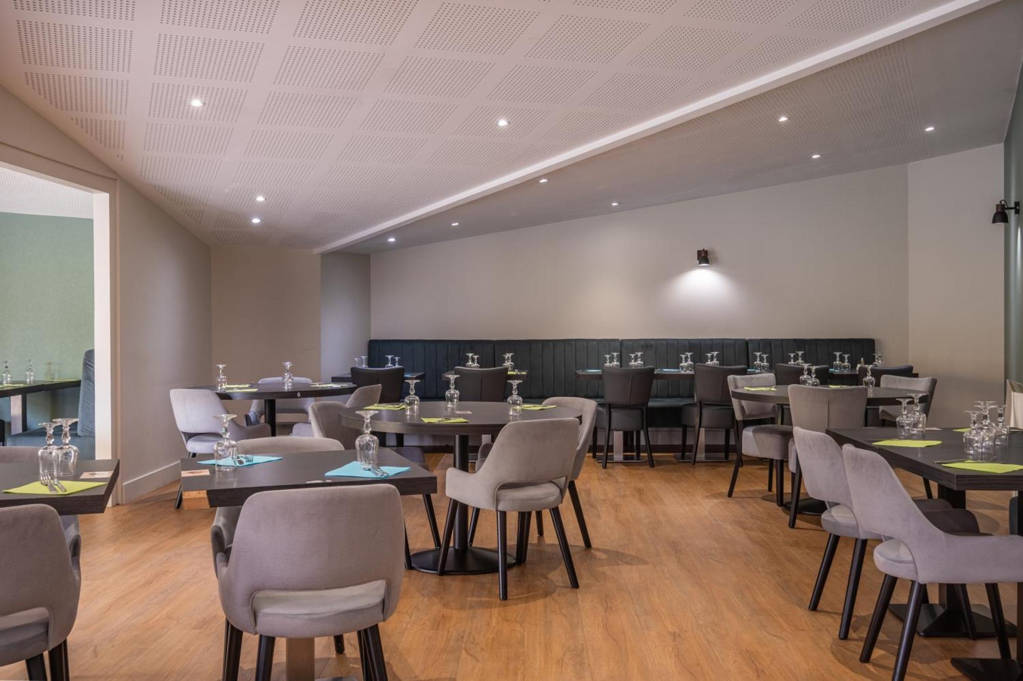 Charme Hotel, Montbeliard Sud Exteriér fotografie