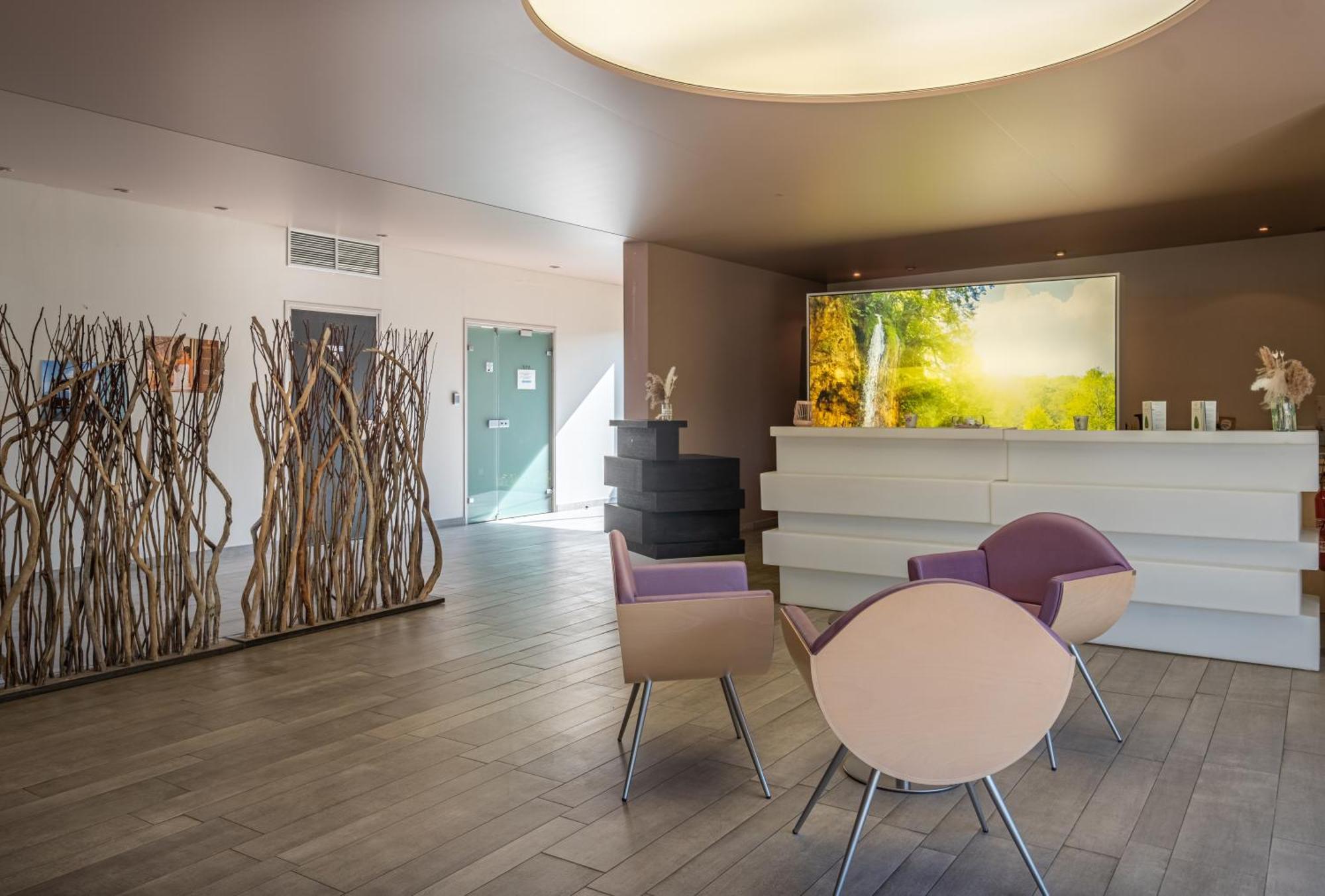 Charme Hotel, Montbeliard Sud Exteriér fotografie