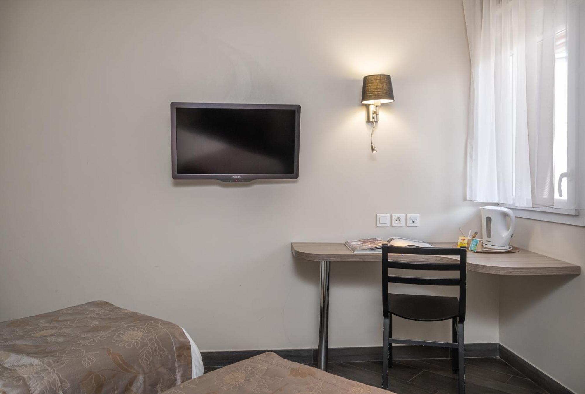 Charme Hotel, Montbeliard Sud Exteriér fotografie