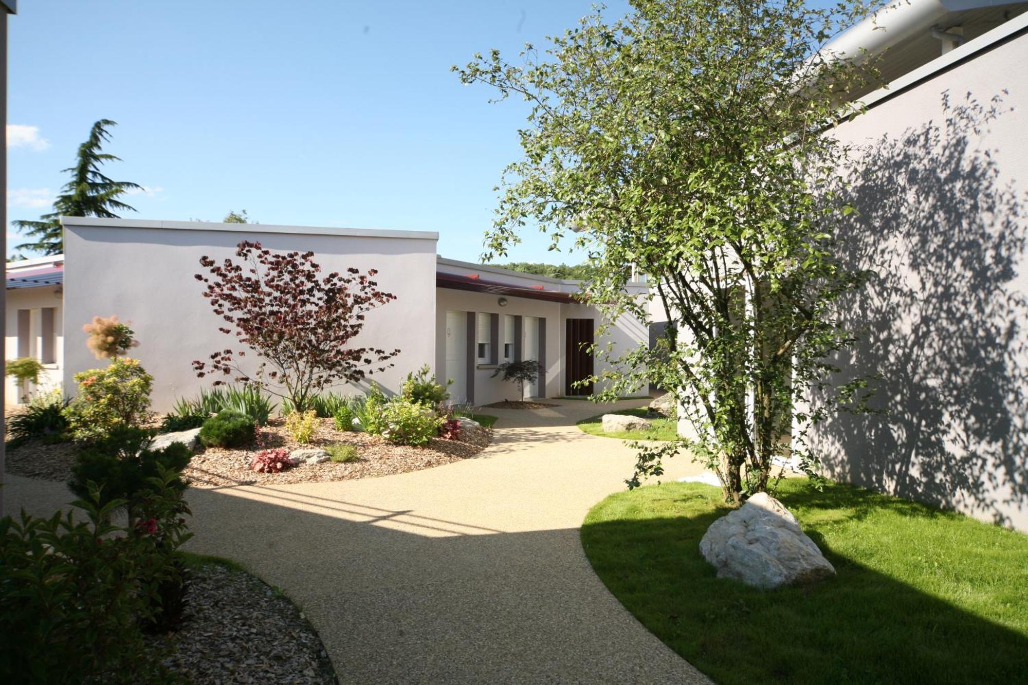 Charme Hotel, Montbeliard Sud Exteriér fotografie